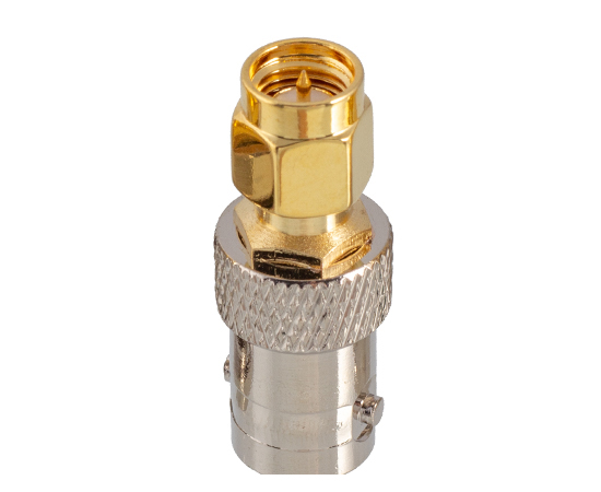 BNC(母)转SMA(公)转接器，频率：DC~3GHz}